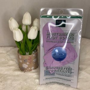 Earth Therapeutic Moisturizing Foot Socks New